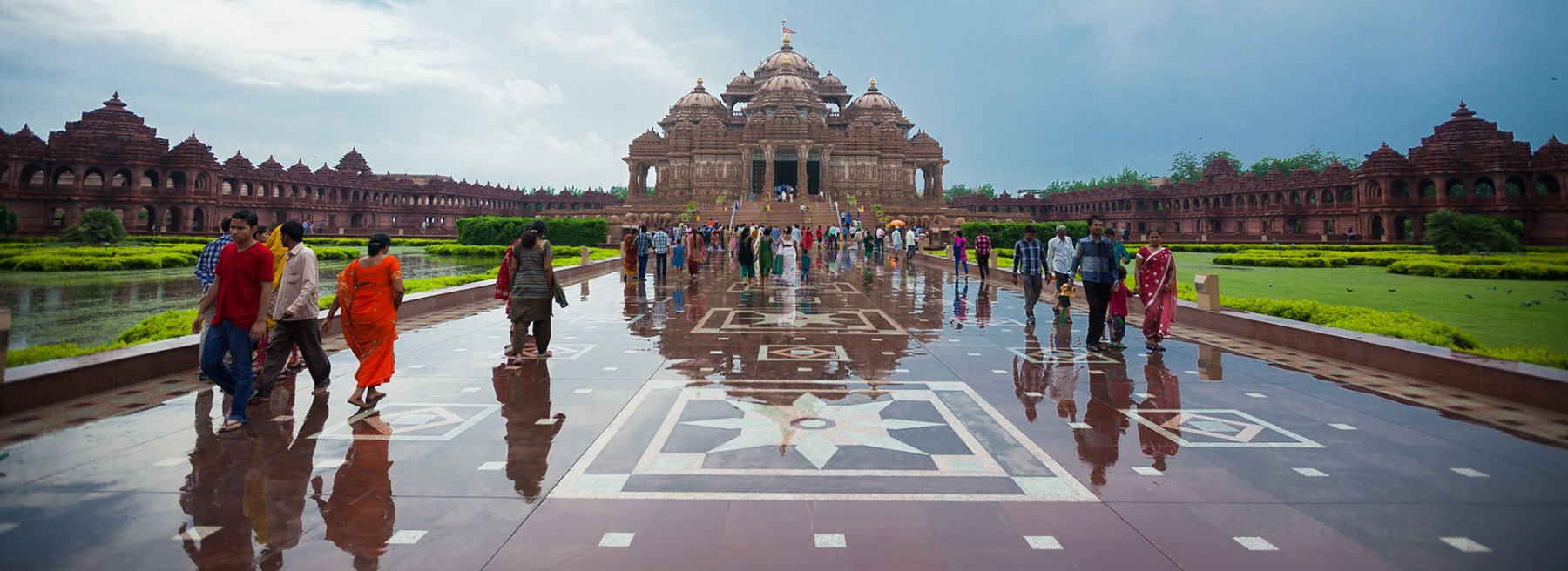 Akshardham Mandir Banner