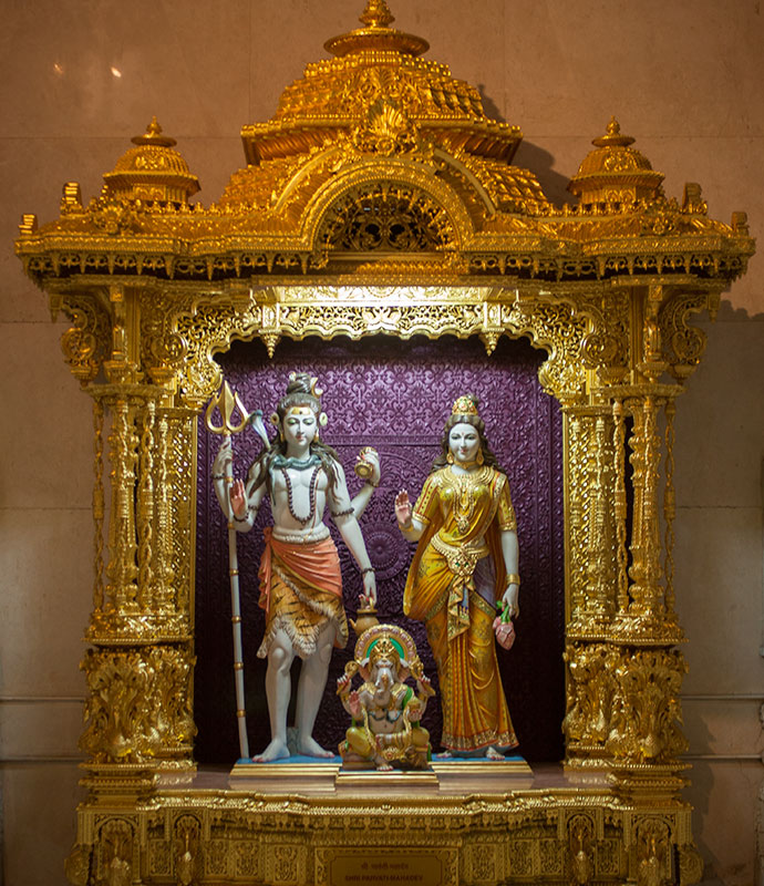 Akshardham: Shri Shiva-Parvati