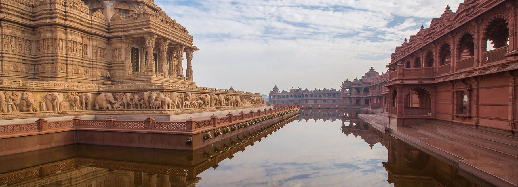 Akshardham Narayan Sarovar