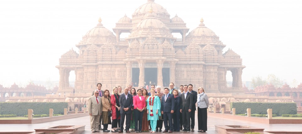 At Swaminarayan Akshardham in New Delhi, Premier Wynne with the Ontario delegation