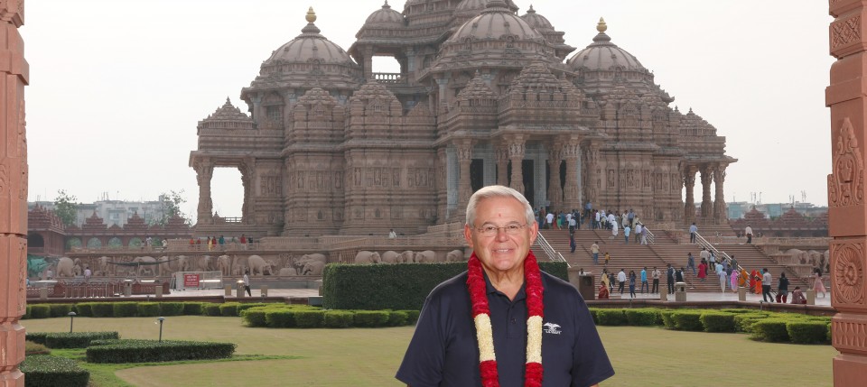 United States Senator Bob Menendez of New Jersey visits Swaminarayan Akshardham in New Delhi